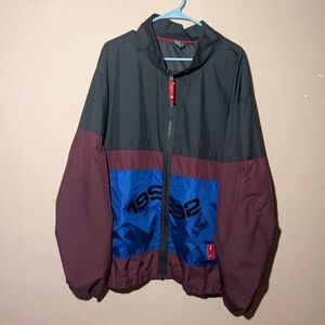 Nike Kyrie Irving Windbreaker